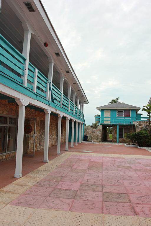 Two Turtles Resort Bahamas George Town Exterior foto